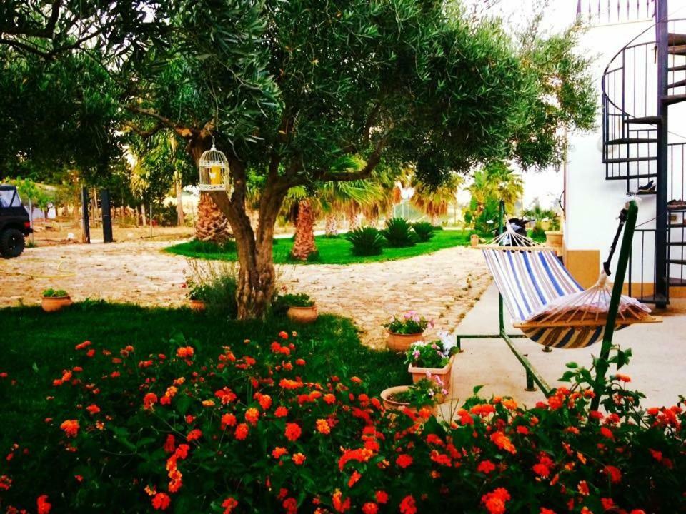 Casa Vacanza Mariaoliva Villa Menfi Exterior foto