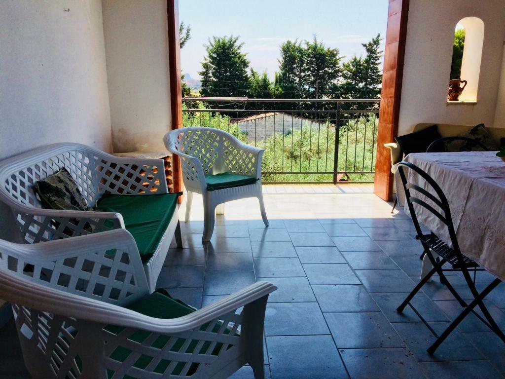 Casa Vacanza Mariaoliva Villa Menfi Exterior foto